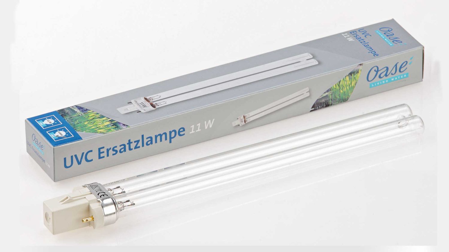 Genuine replacement Oase 11W UV bulb. UV bulbs have a lifespan of approximately 1 year, and should therefore be changed annually.