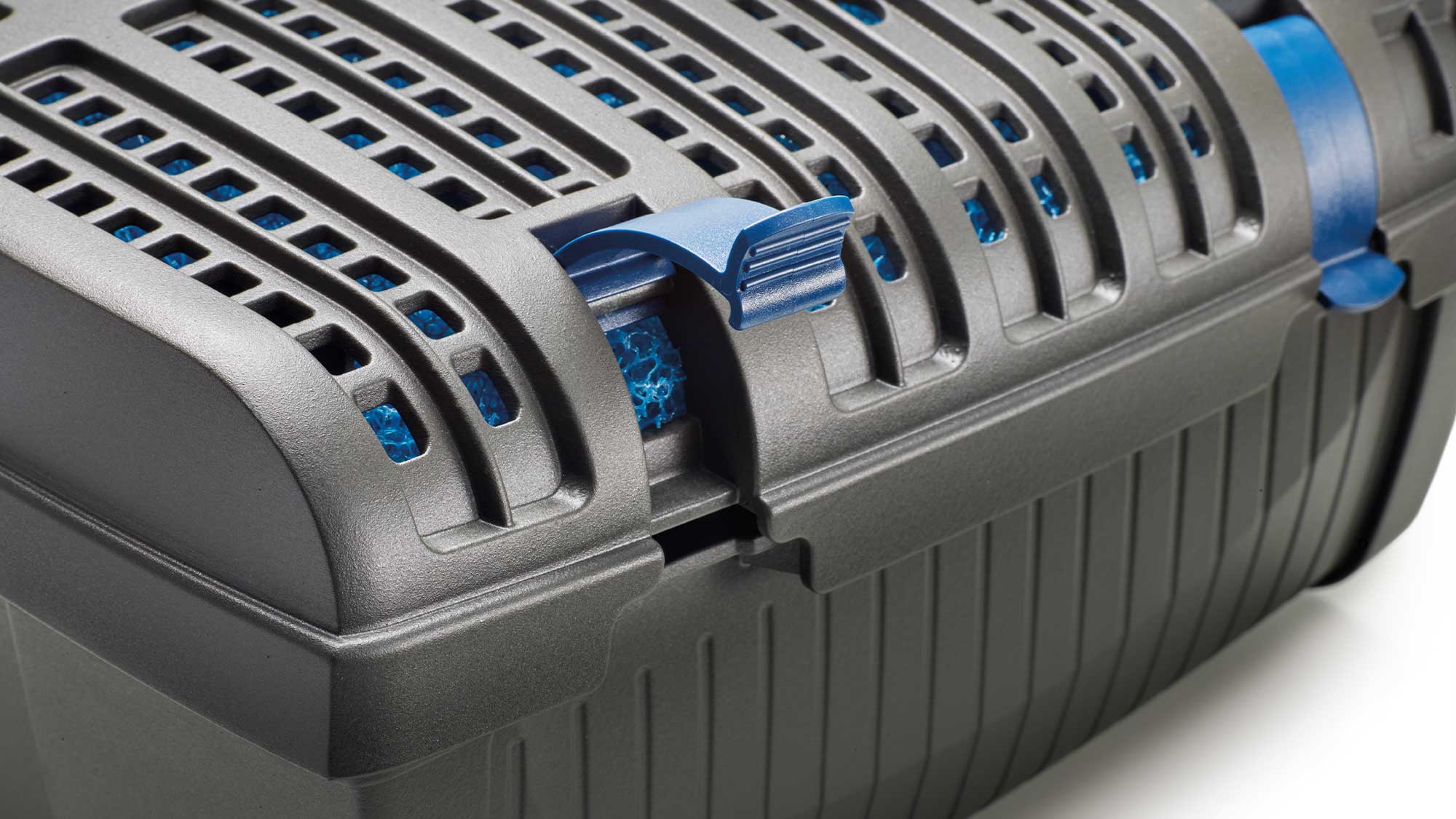 OASE105320-Filtral-UVC The Oase Filtral UVC 3000 is an innovative all-in-one pond filter, pump, and UV clarifier. It is ideal for small ponds and water features.