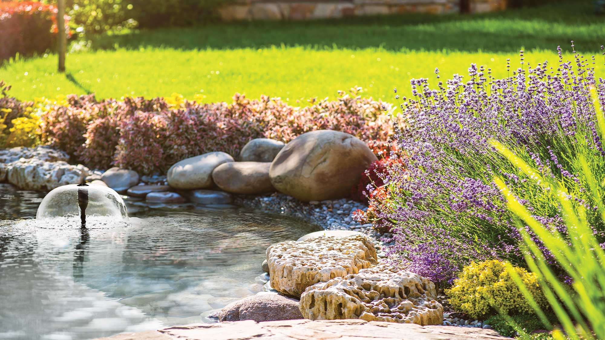 OASE105348-Filtral-UVC The Oase Filtral UVC 6000 is an innovative all-in-one pond filter, pump, and UV clarifier. It is ideal for small ponds and water features.