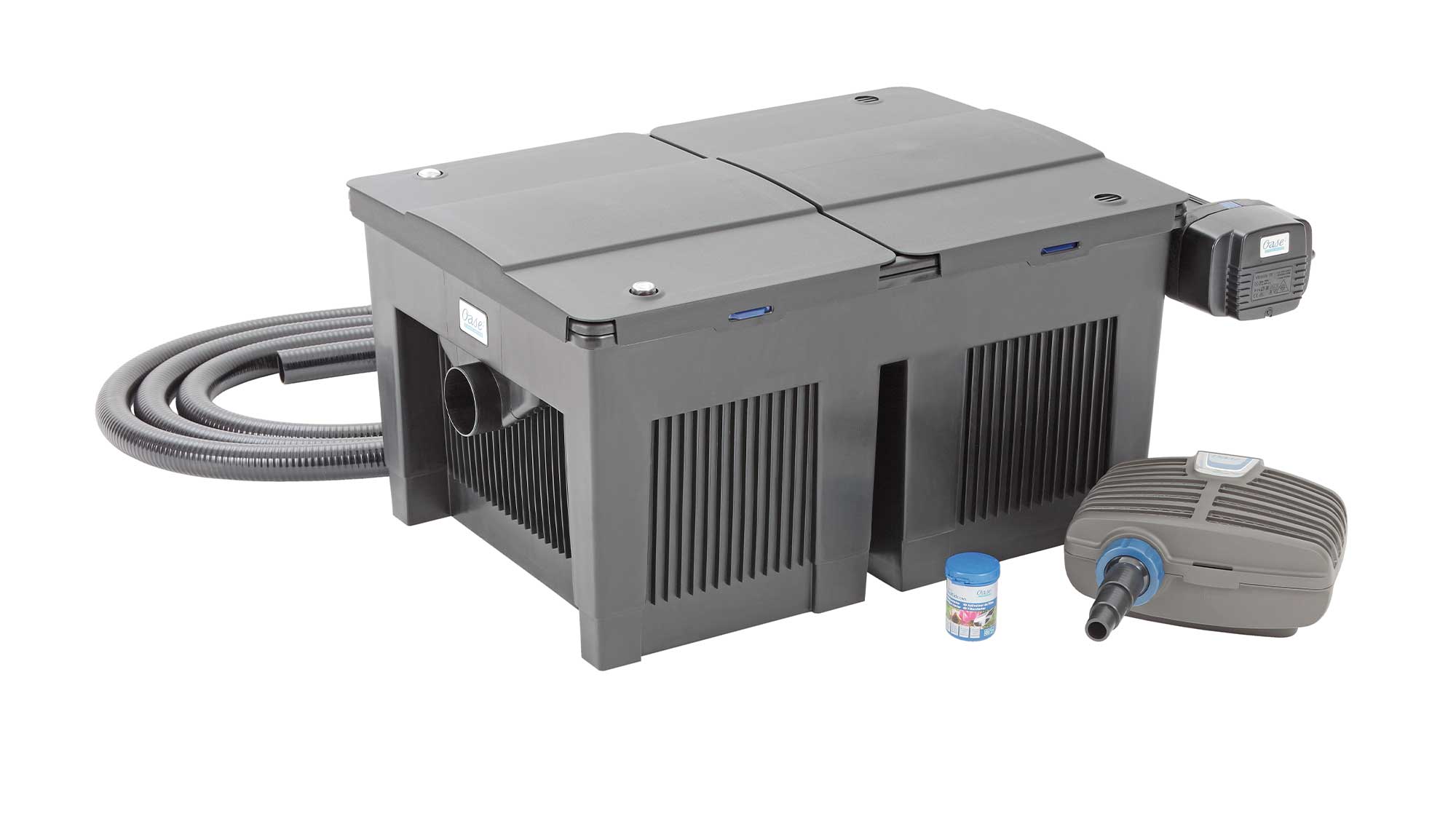 BioSmart Set 36000 The Oase BioSmart Set 36000 includes a 36W Vitronic UV clarifier, an AquaMax Eco Classic 11500 pump, 5m of hose, and 100ml of Oase BioKick.