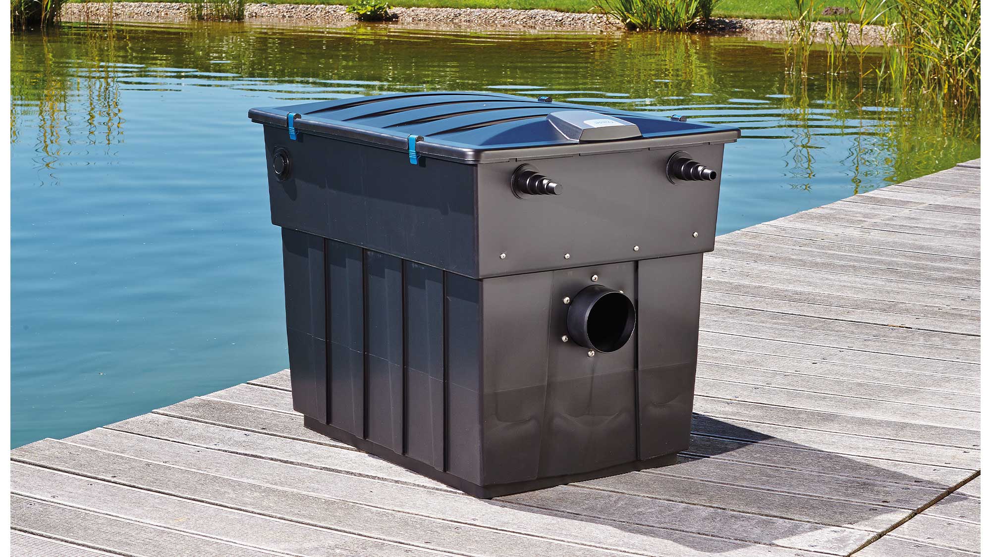 The Oase Biotec ScreenMatic 60000 pond filter combines foam biological media and an automated belt screen to remove solid waste.