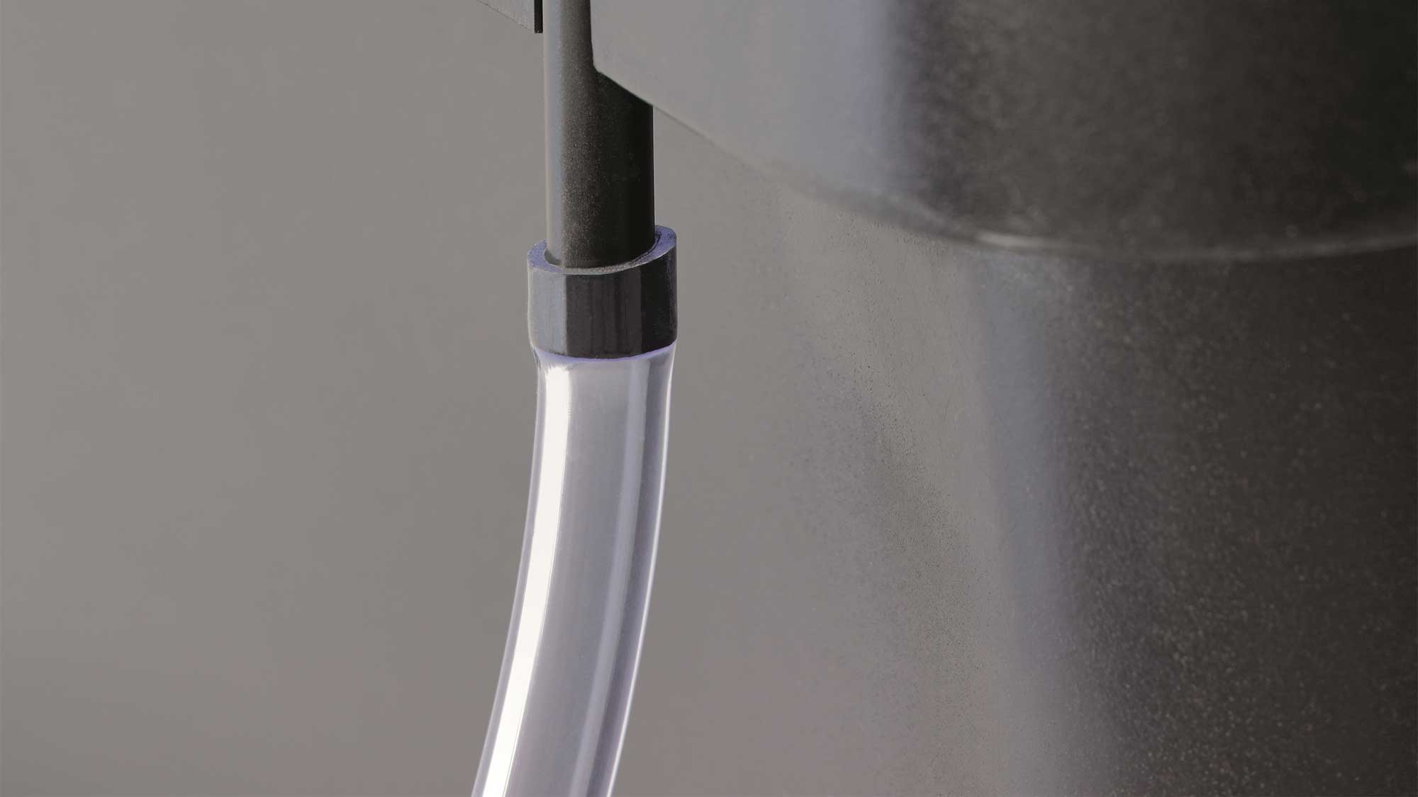 OASE105941-ProfiClearPrem-MovBedMod The Oase ProfiClear Premium Moving Bed Module is a biological filter designed for connection to a pump or gravity fed ProfiCear Premium Drum Filter.