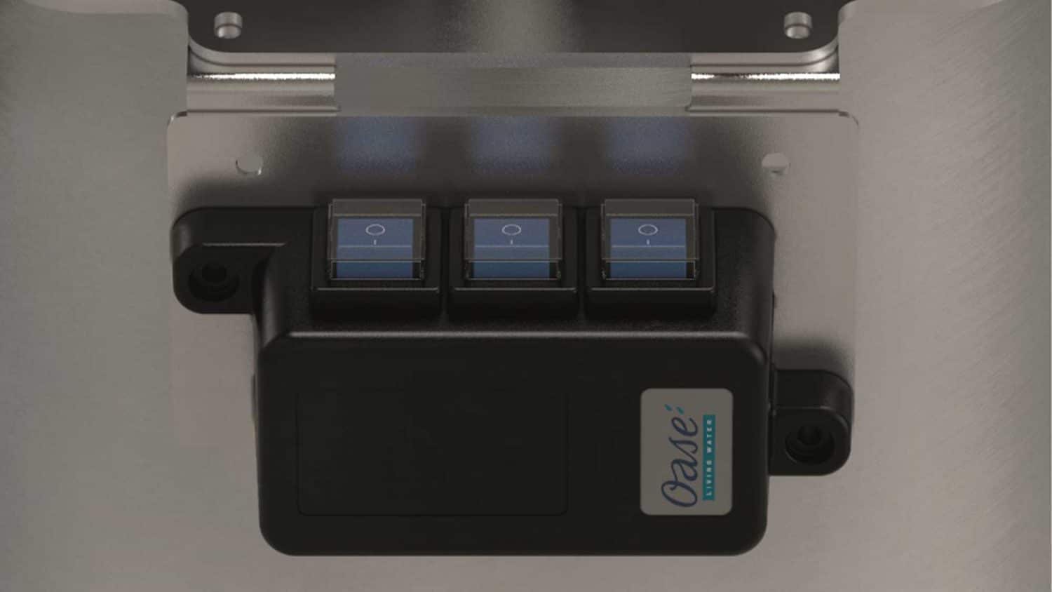 The Oase Bitron Premium 180W is a high quality UV clarifier suited to large koi ponds and swim ponds.