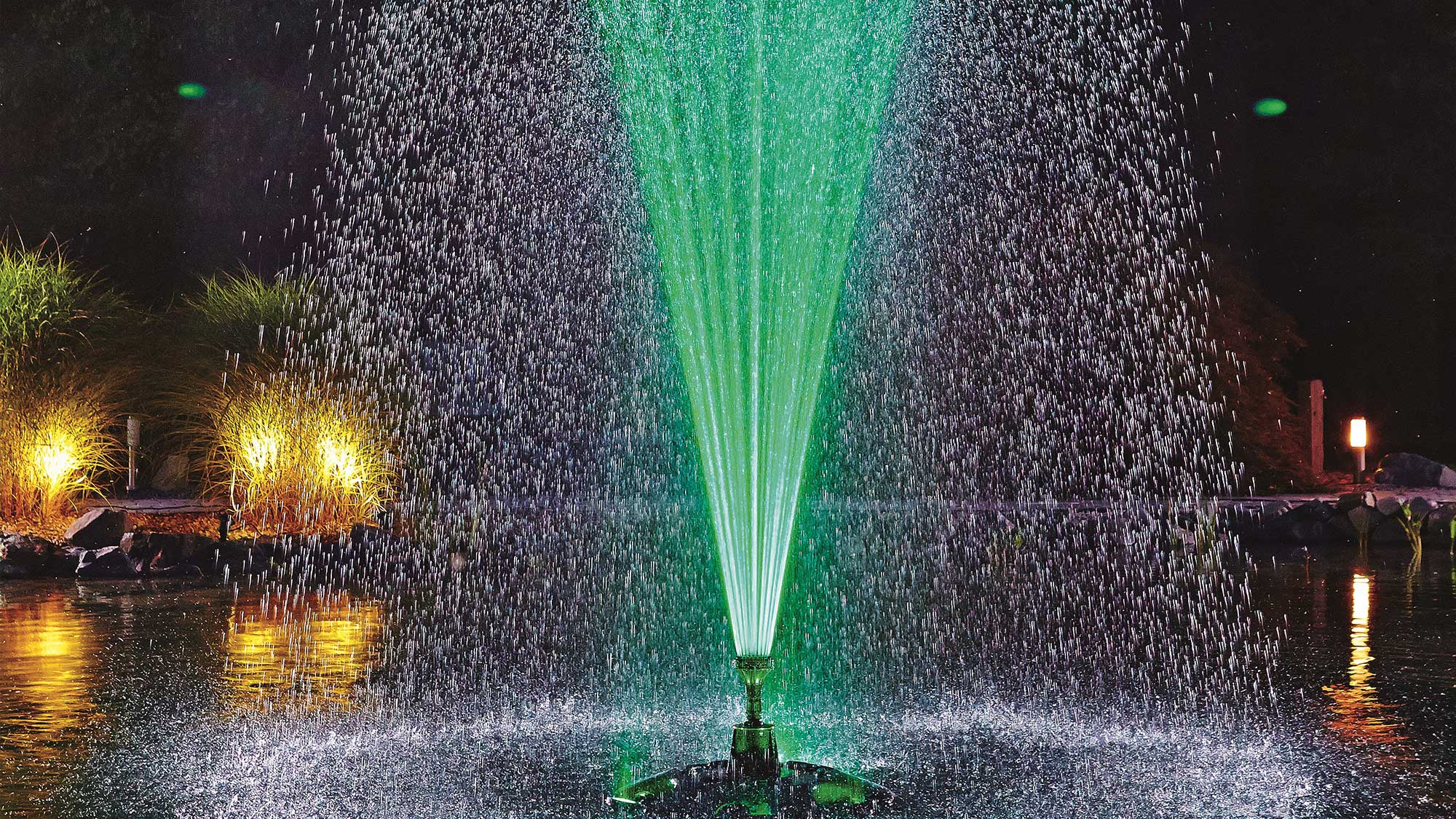 OASE108662-Schwimmfontaenen-Beleuchtungsset-RGB