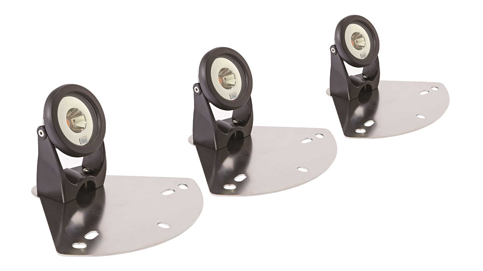 OASE109510-LED-Schwimmfontaenenbeleuchtung-weiss-(1) The Floating Fountain Illumination Set (White) includes everything you need for an attractive fountain lighting display.