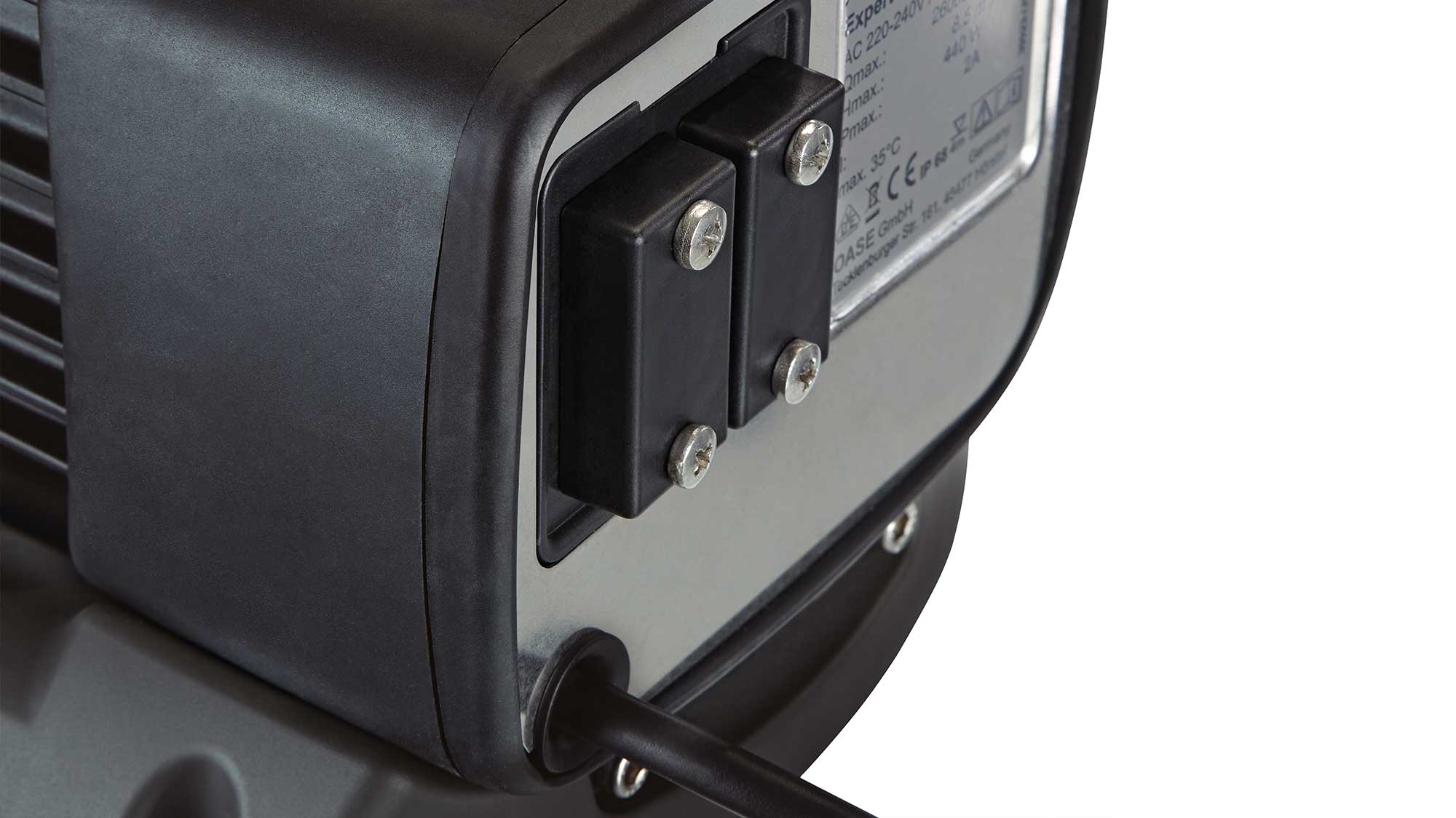 OASE158865-AquaMaxEcoExpert-36000 Oase Aquarius Eco Expert 36000 is a powerful water pump with 10 metres vertical lift ideal for supplying water to large fountains, waterfalls and streams.