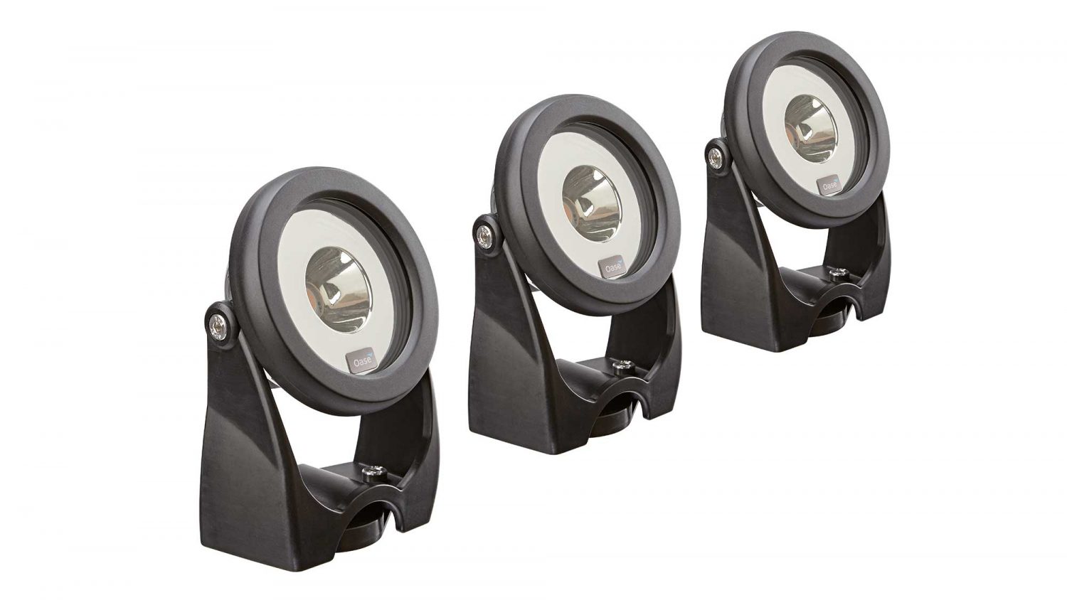The Oase LunAqua Power LED Set 3 is a set of 3 extremely powerful pond lights with transformer. Small, compact, and economical to run.