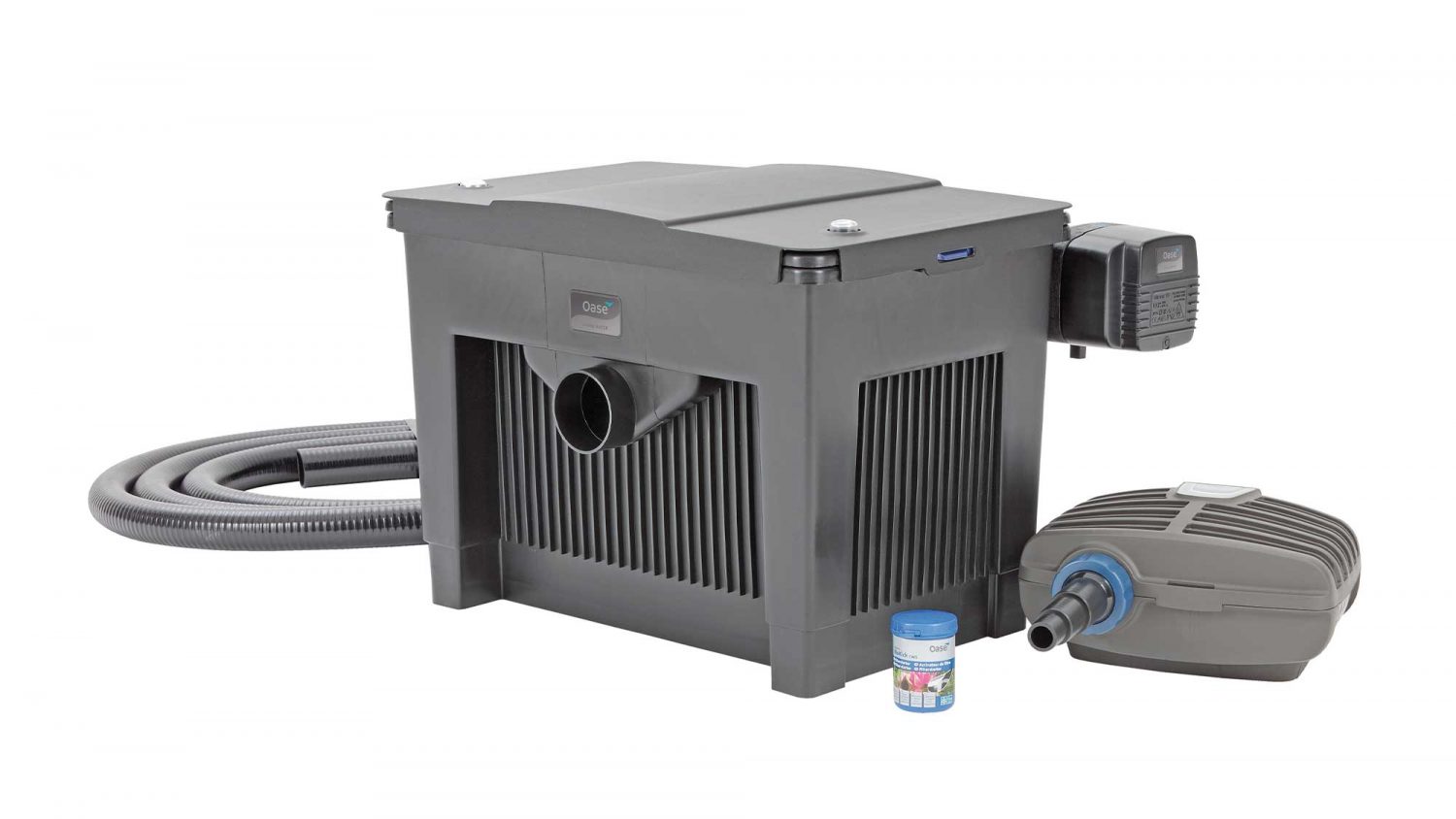 The Oase BioSmart Set 18000 includes a Vitronic 18W UV clarifier, AquaMax Eco Classic 5500 pond pump, 5m hose, and 100ml of Oase BioKick.