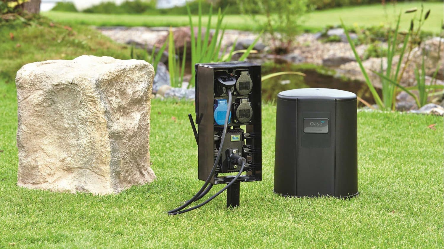 The InScenio FM Master EGC Garden Controller is a WiFi remote garden control system and power supply in one.