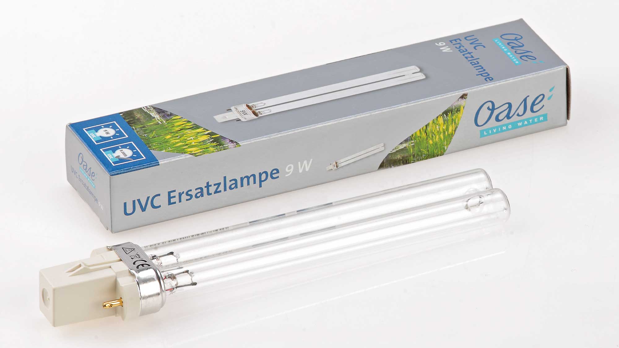 Genuine replacement Oase 7W UV bulb. UV bulbs have a lifespan of approximately 1 year, and should therefore be changed annually.
