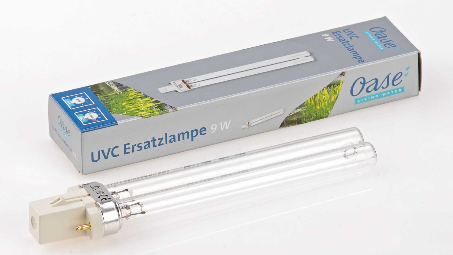 Genuine replacement Oase 9W UV bulb. UV bulbs have a lifespan of approximately 1 year, and should therefore be changed annually.