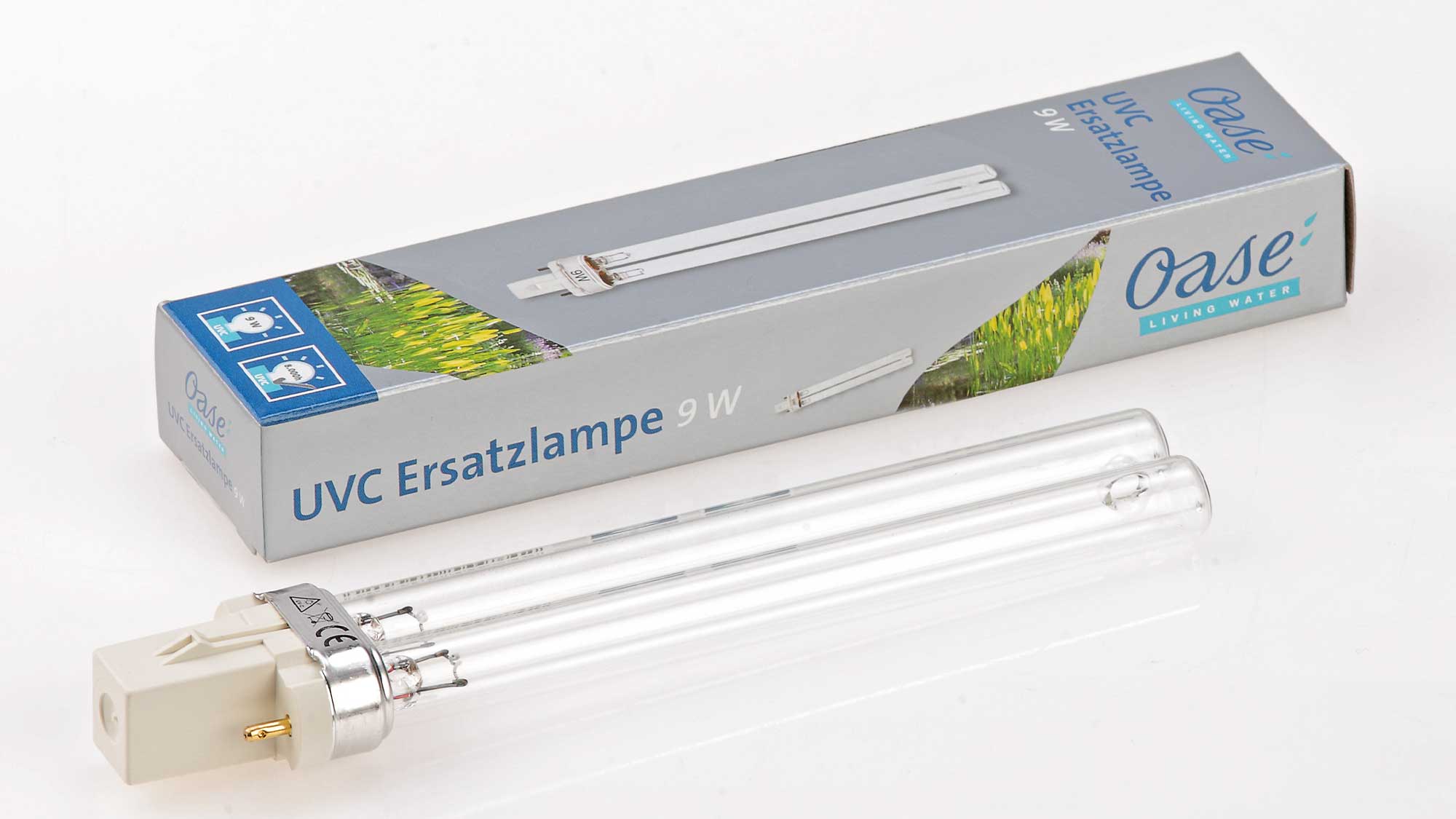 Genuine replacement Oase 9W UV bulb. UV bulbs have a lifespan of approximately 1 year, and should therefore be changed annually.