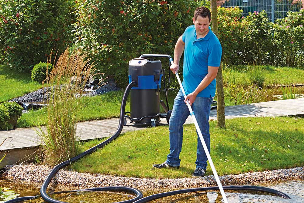 Should I turn my pond pumps off in winter? 10 Should I clean my pond before winter?